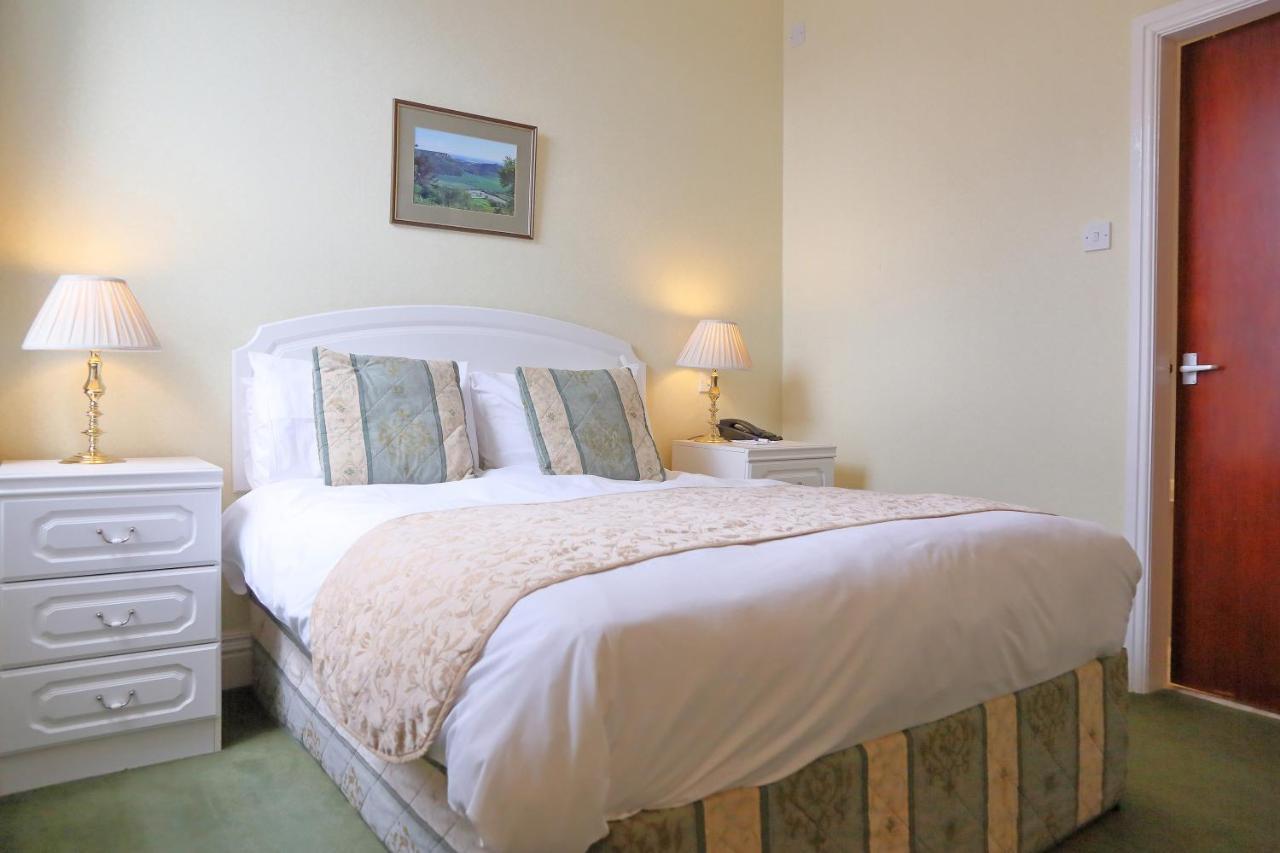 Saxonville 3*